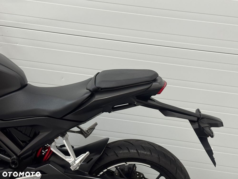 Honda CB - 20