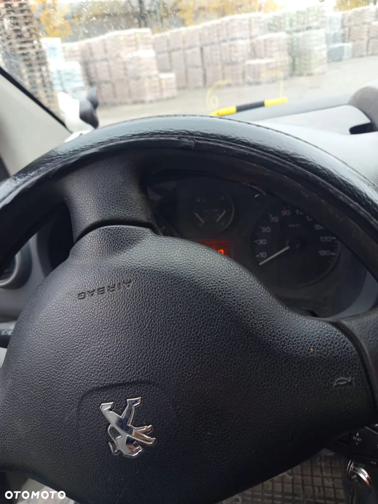 Peugeot Partner II - 2