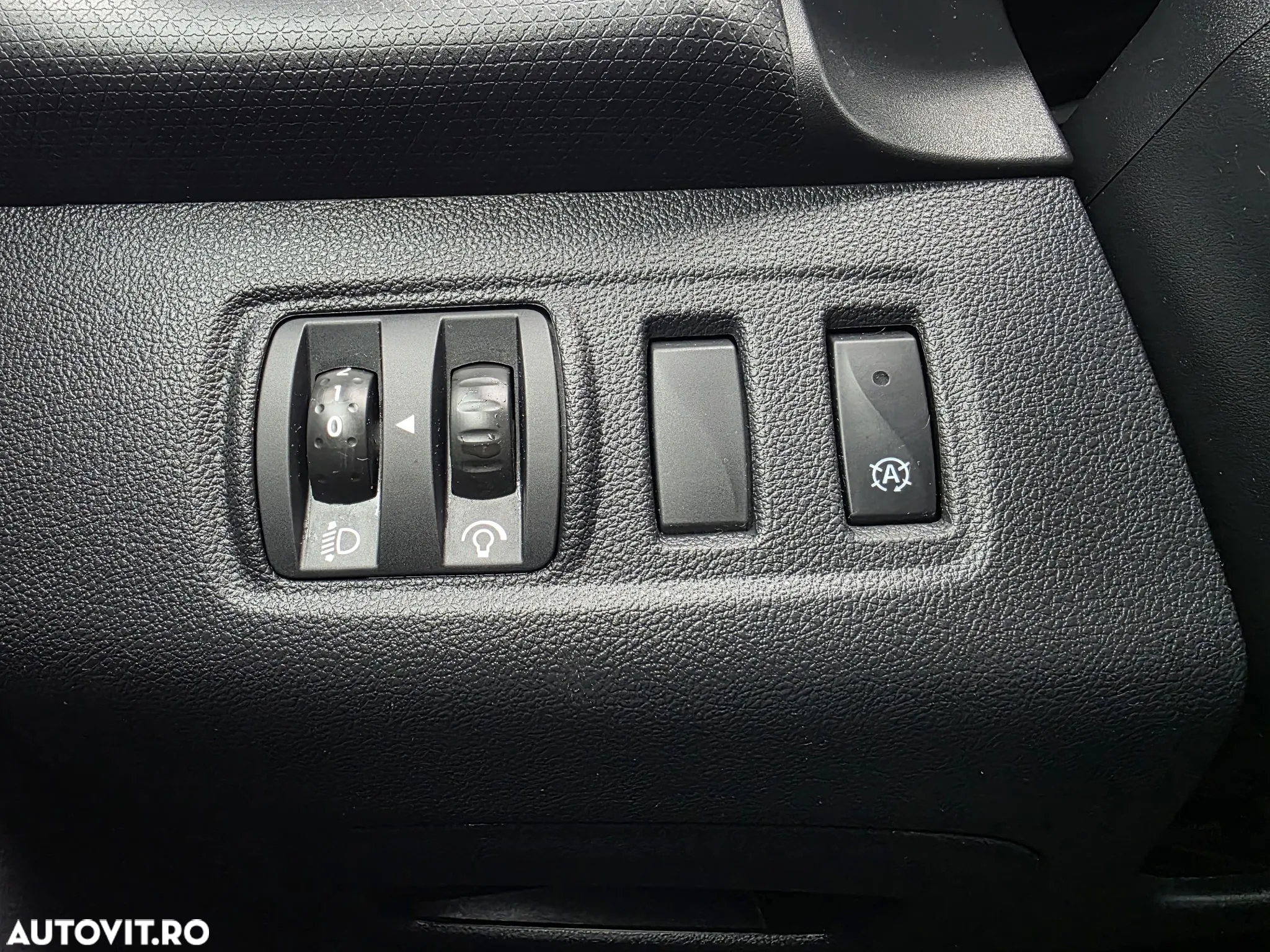Renault Clio Estate Energy TCe Zen - 18