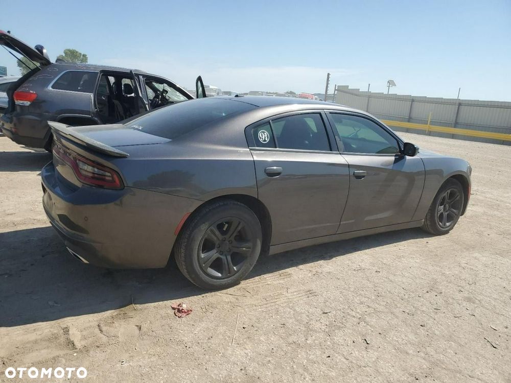 Dodge Charger - 3