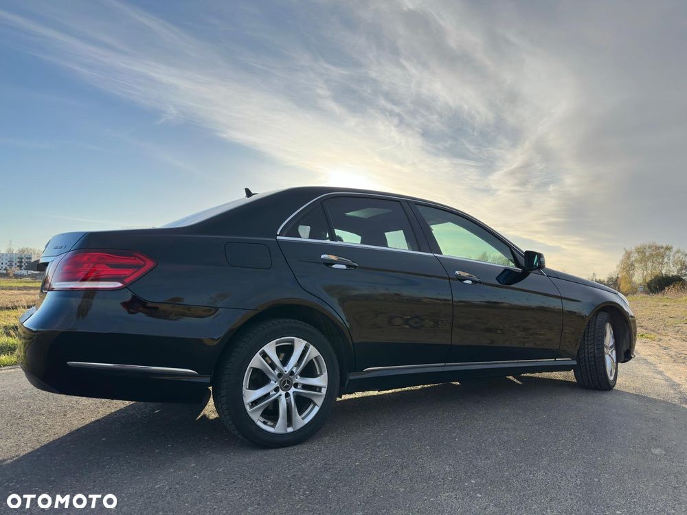 Mercedes-Benz Klasa E 200 NGT BlueEFFICIENCY - 9