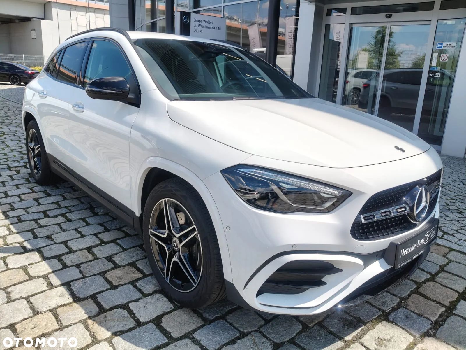 Mercedes-Benz GLA 200 AMG Line - 1