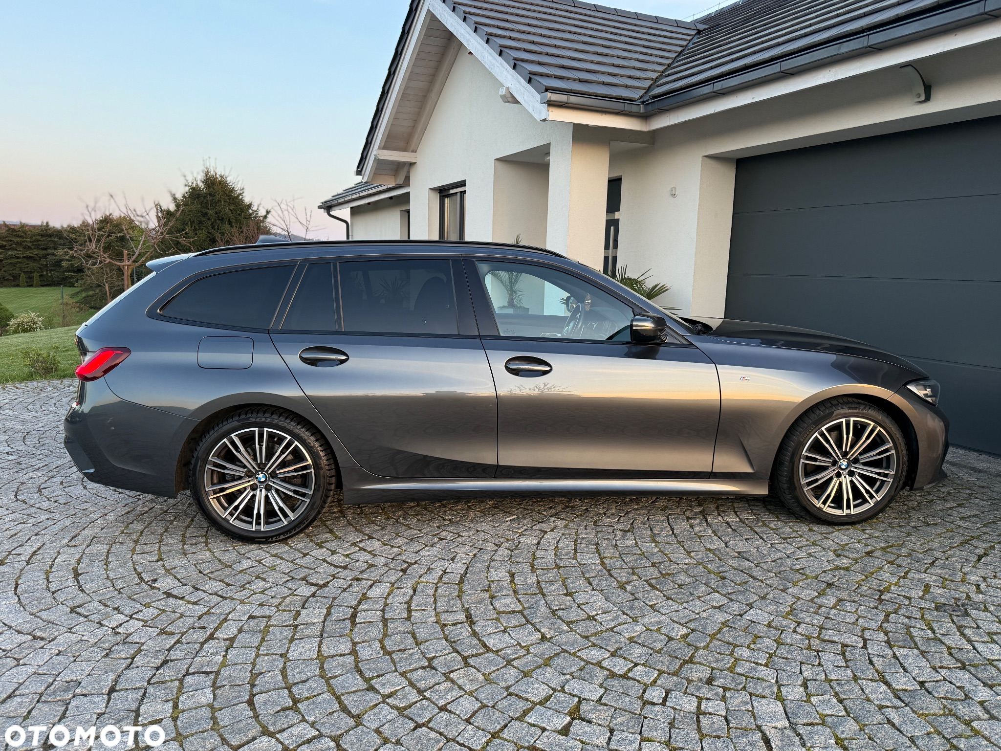 BMW Seria 3 320d Touring M Sport - 9