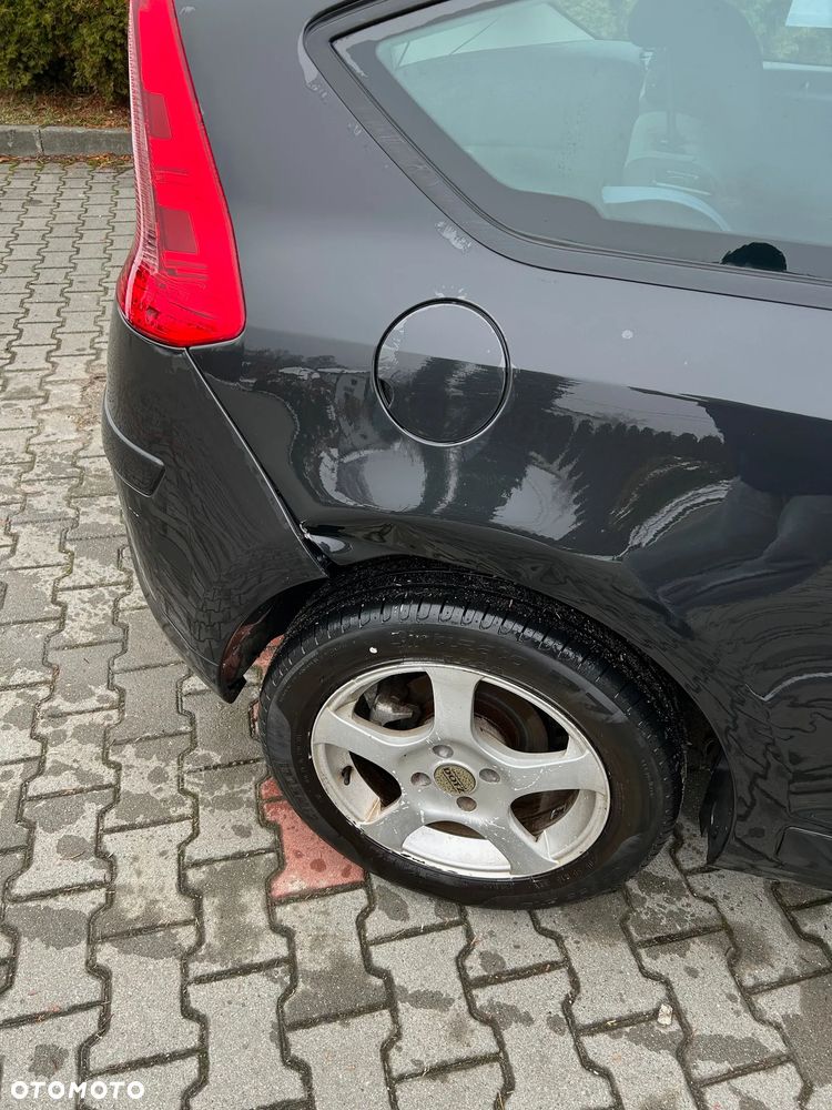 Citroën C4 1.6 16V VTR - 6