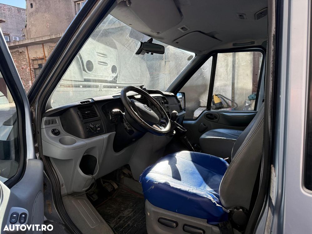 Ford Transit - 4