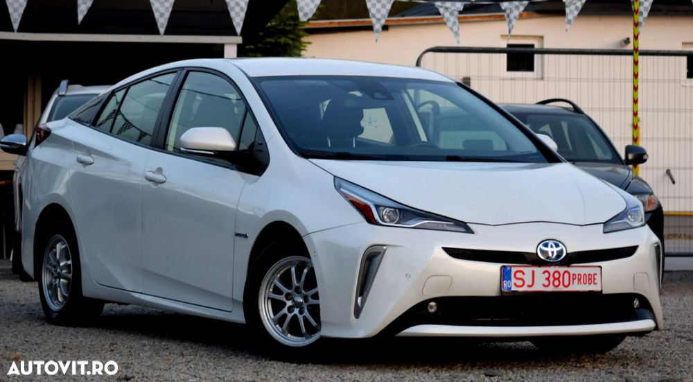 Toyota Prius - 8