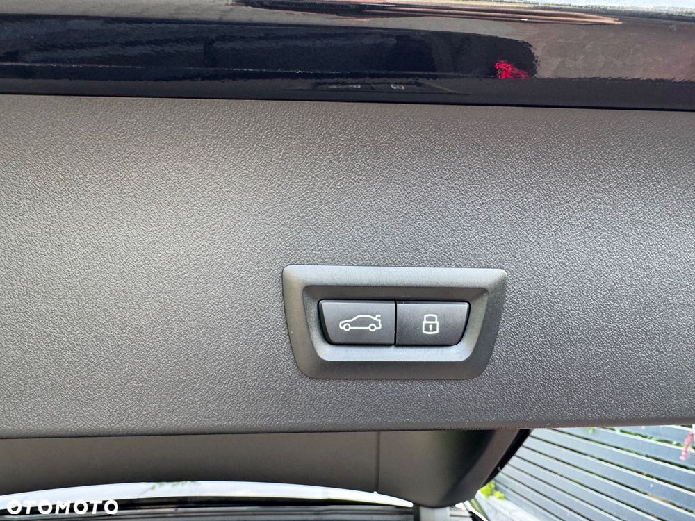 BMW X3 20 xDrive - 34