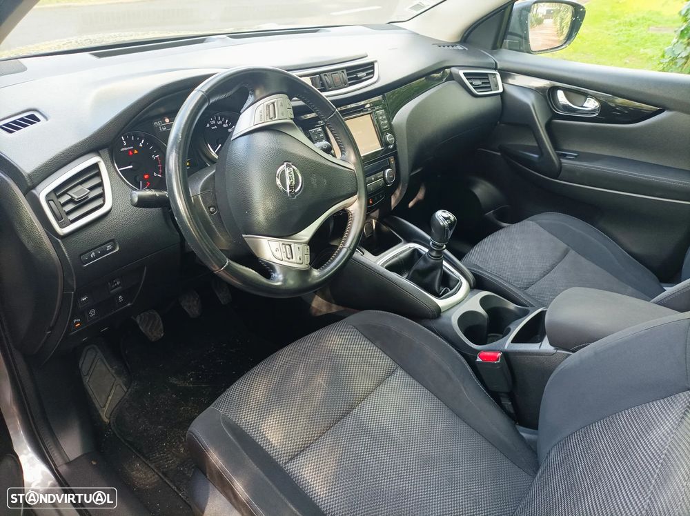 Nissan Qashqai 1.5 dCi N-Connecta - 10