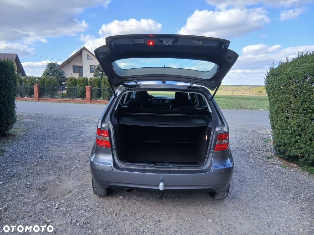 Mercedes-Benz Klasa B 150 BlueEFFICIENCY - 39
