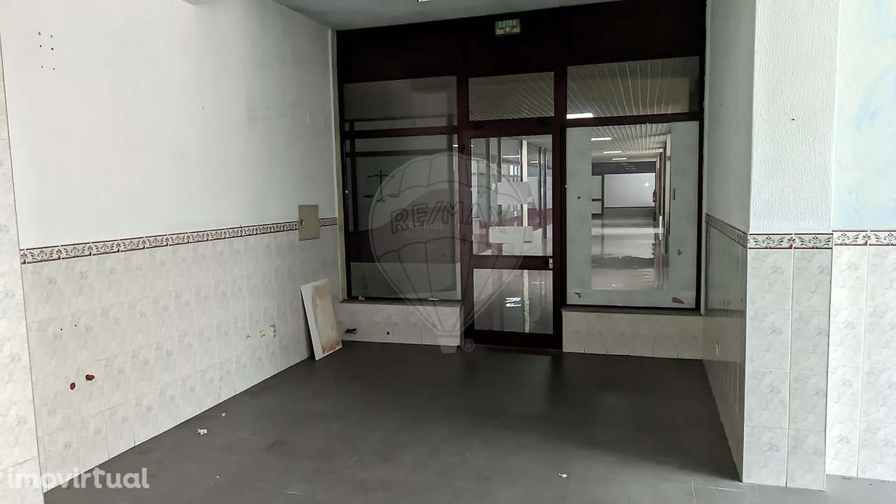Loja  para arrendamento - Grande imagem: 2/9