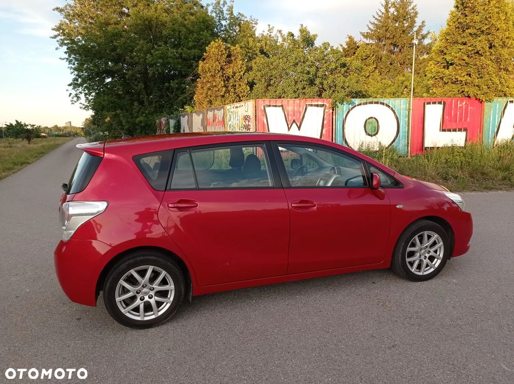 Toyota Verso 2.0 D-4D Premium - 22