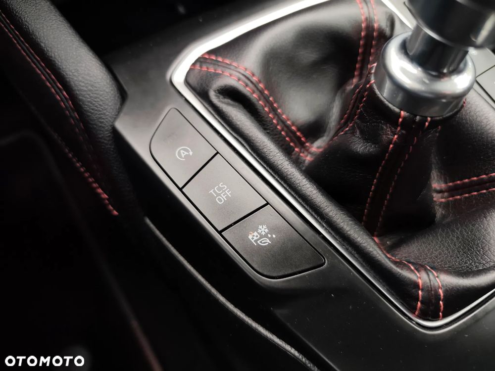 Ford Focus 1.0 EcoBoost ST-Line Black ASS - 37