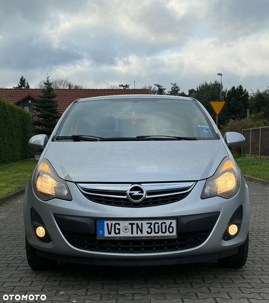 Opel Corsa 1.2 16V Energy - 3