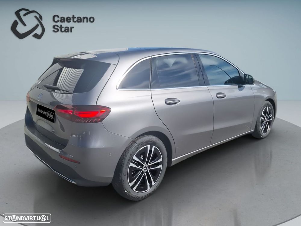 Mercedes-Benz B 180 d - 4