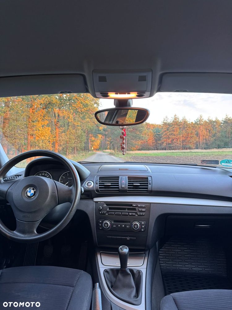 BMW Seria 1 116i - 6