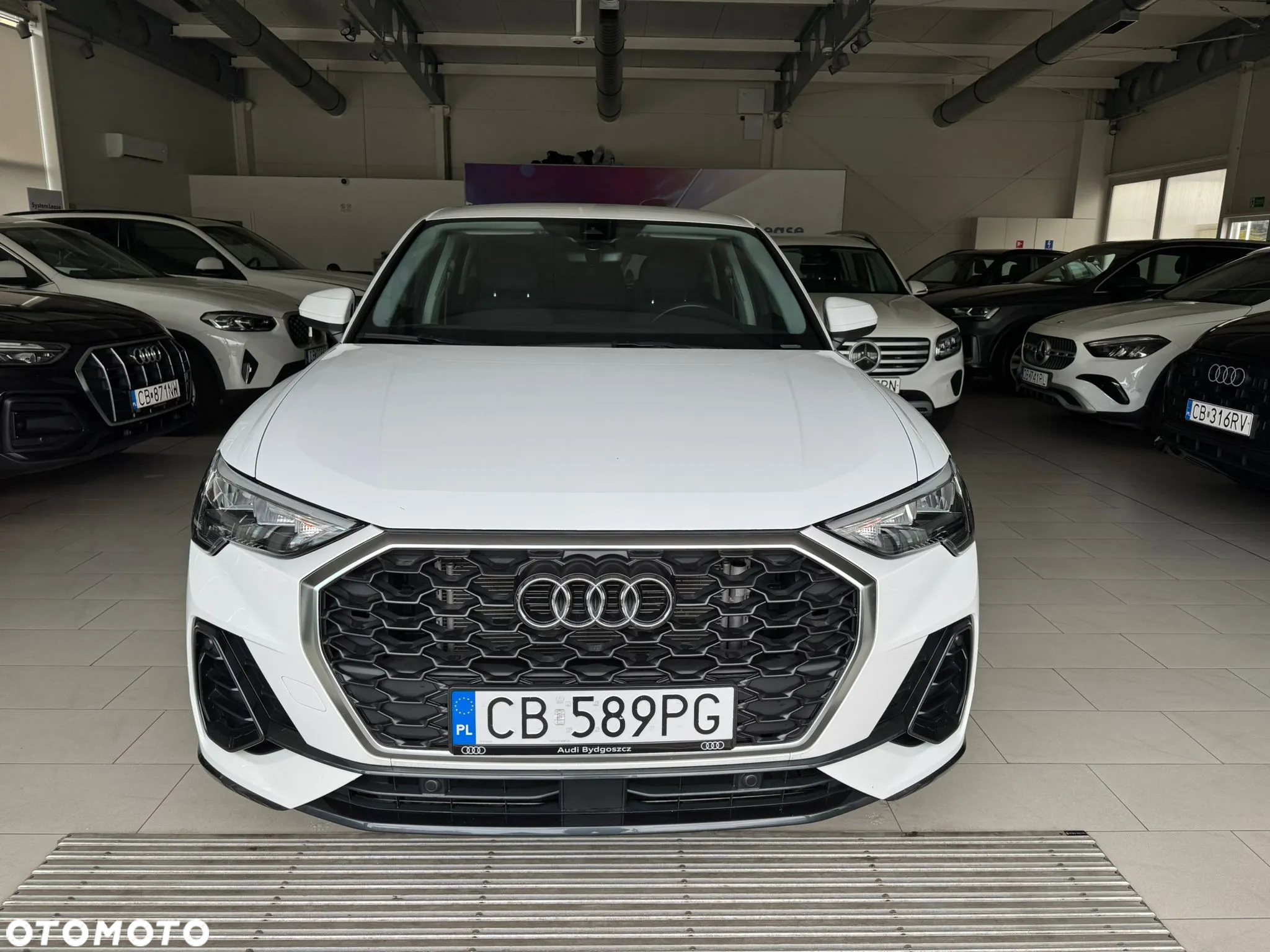 Audi Q3 - 21