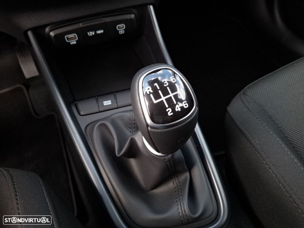 Hyundai i20 — fotografia 18