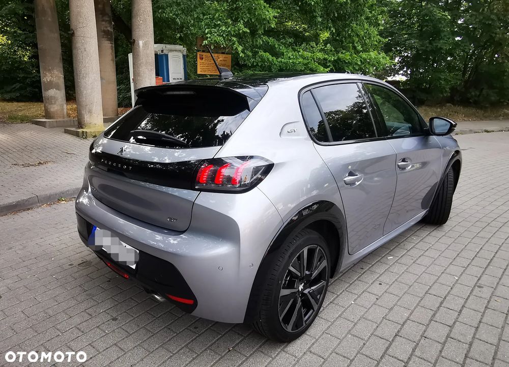 Peugeot 208 1.2 T Allure S&S - 13