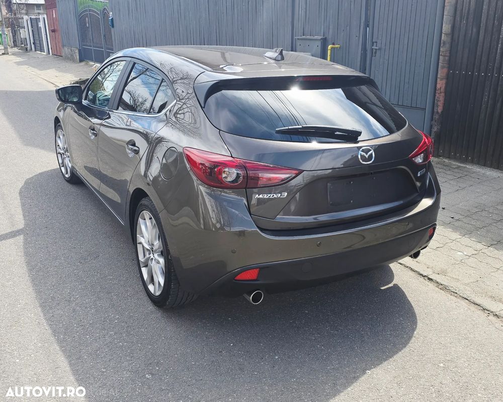 Mazda 3 G165 Revolution Top - 5