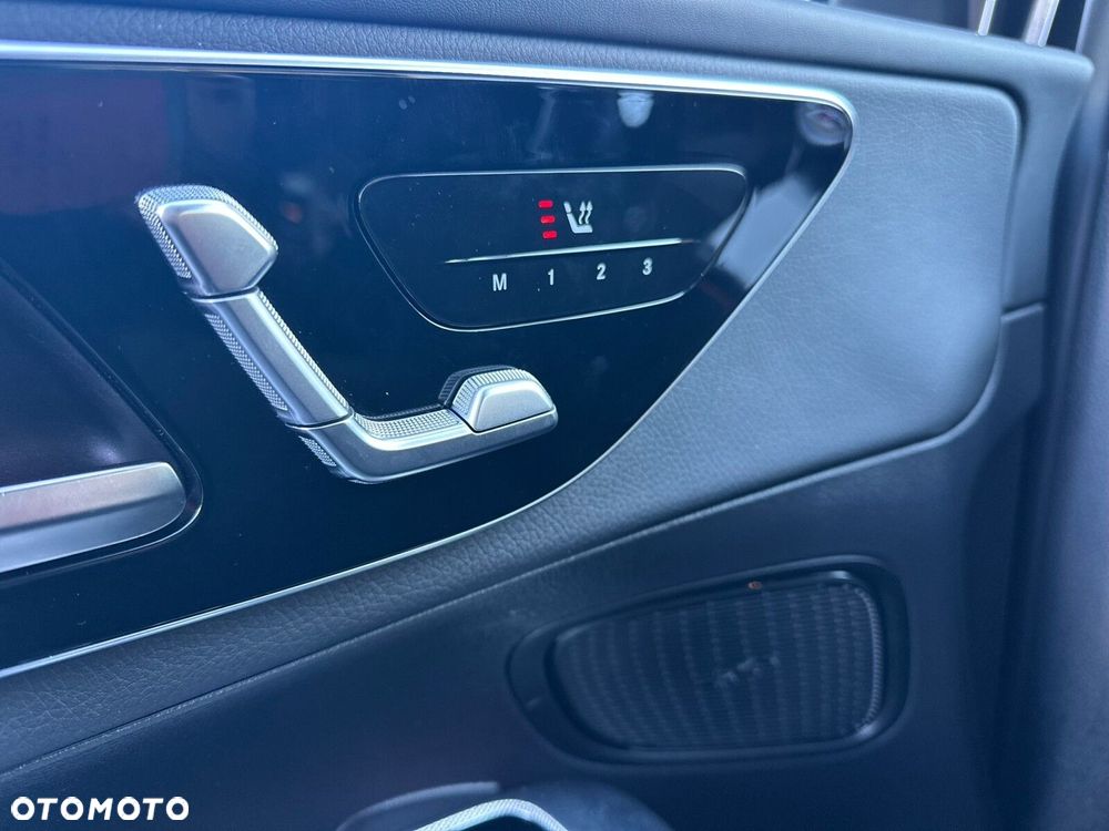 Mercedes-Benz GLC - 27