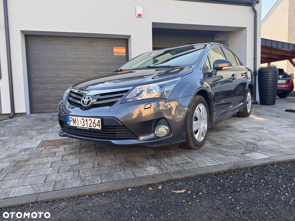 Toyota Avensis 2.0 D-4D - 1