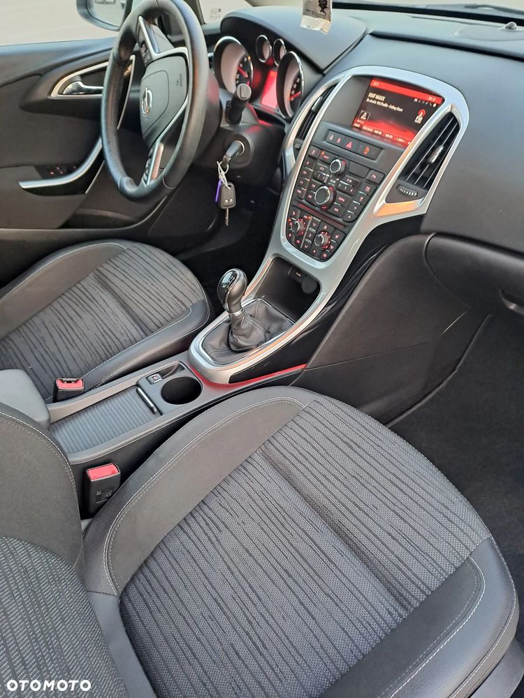 Opel Astra 1.4 T Cosmo - 20
