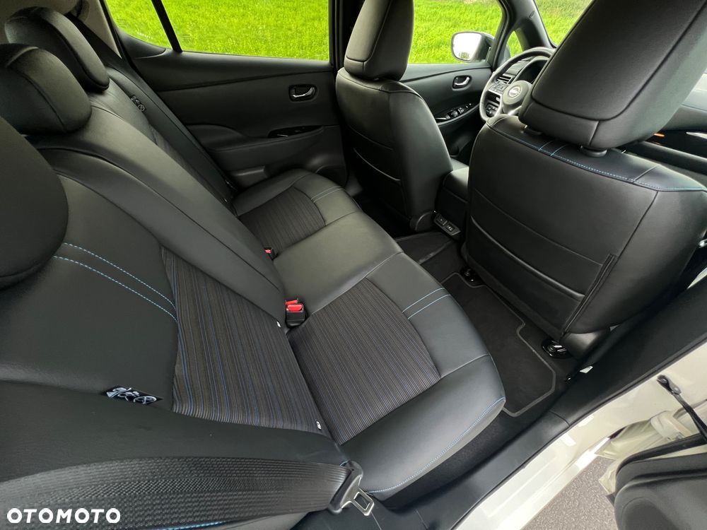 Nissan Leaf 62 kWh e+ N-Connecta - 20