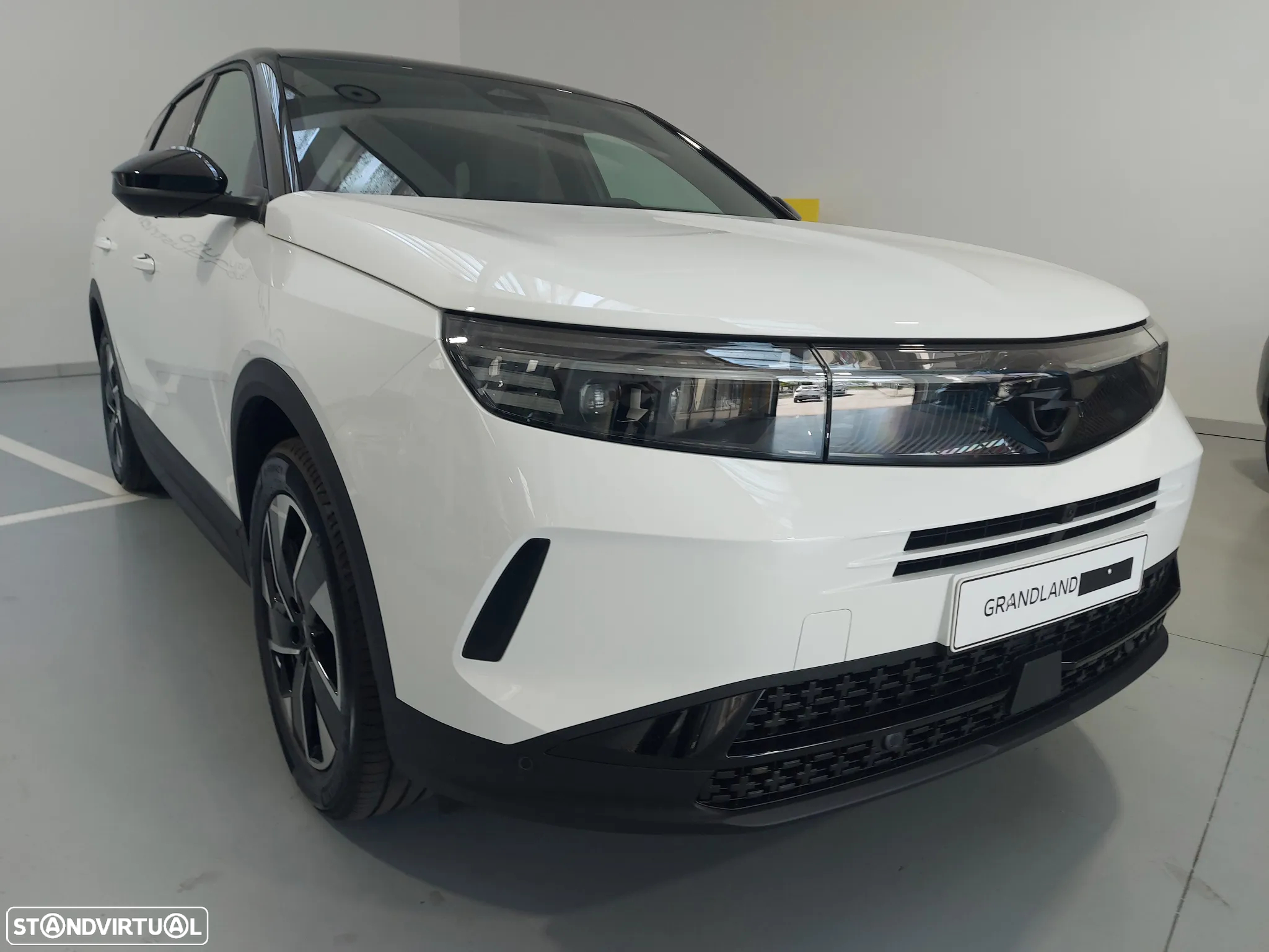 Opel Grandland 1.2 Hybrid GS eDCT - 4