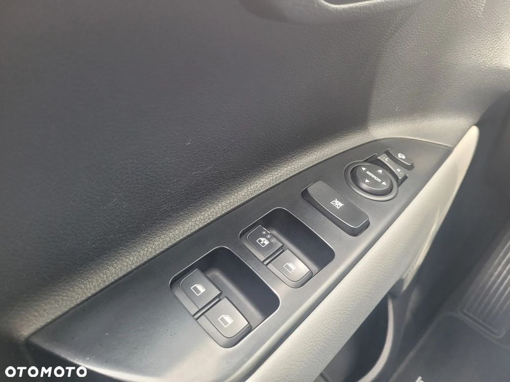 Kia Stonic - 18