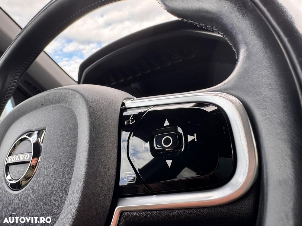 Volvo XC 90 D5 AWD R-Design - 31