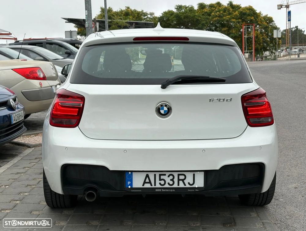 BMW 120 d Sport Line — fotografia 15