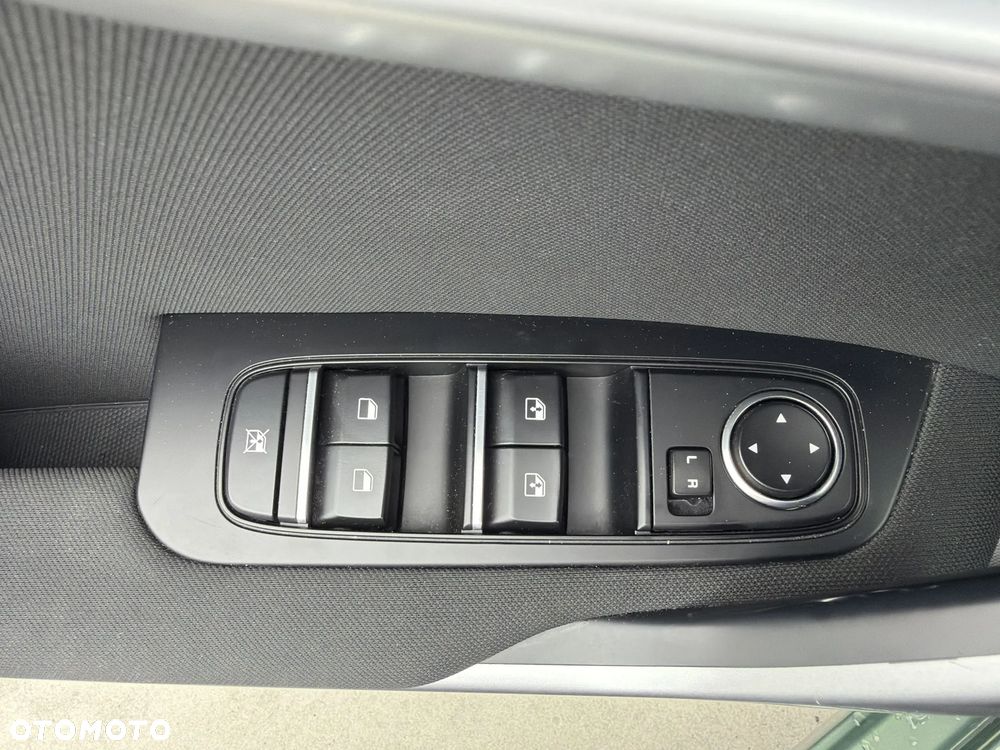 Kia Ceed 1.5 T-GDI M DCT - 22