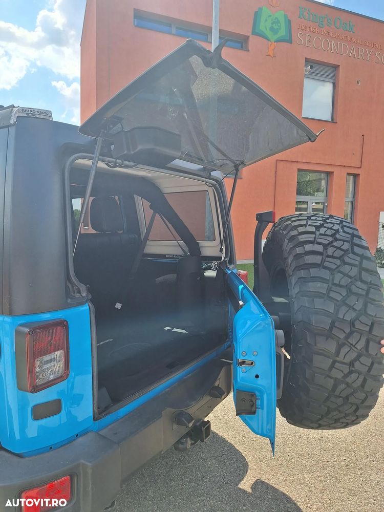 Jeep Wrangler Unlimited 2.8 CRD AT Rubicon - 11