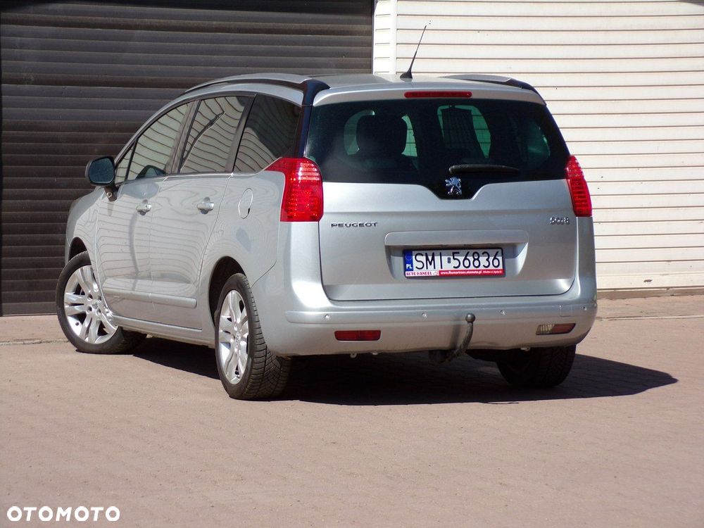 Peugeot 5008 - 16