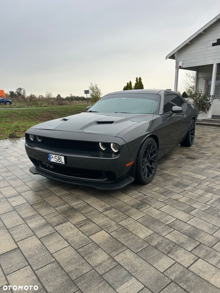 Dodge Challenger 6.4 Scat Pack - 4