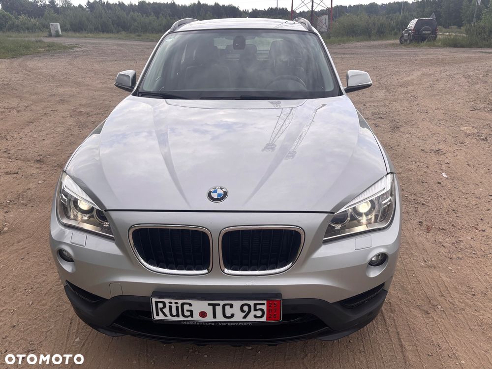 BMW X1 xDrive18d Sport Line - 2