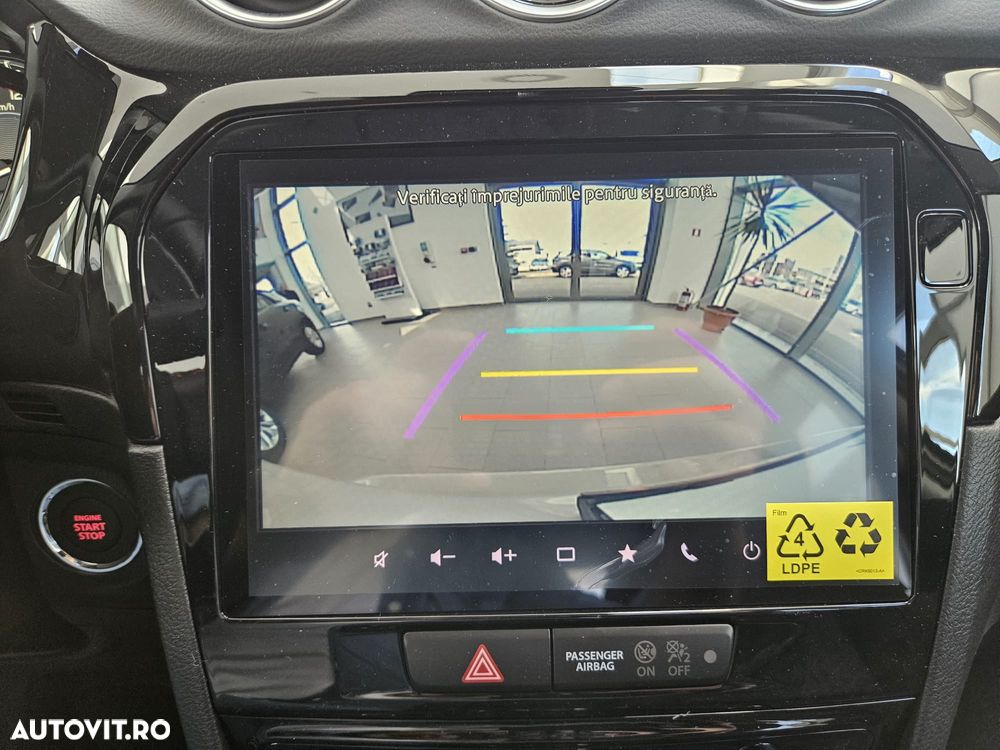 Suzuki Vitara 1.4 Boosterjet 6AT MHEV Spirit - 19