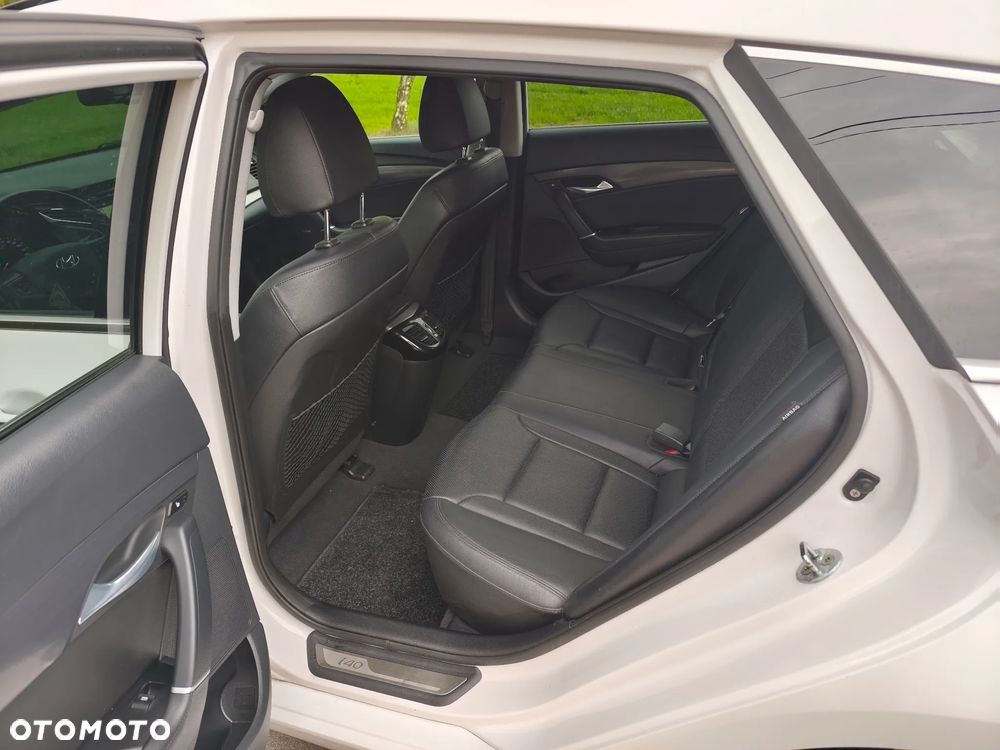 Hyundai i40 Kombi blue 1.7 CRDi DCT Premium - 27