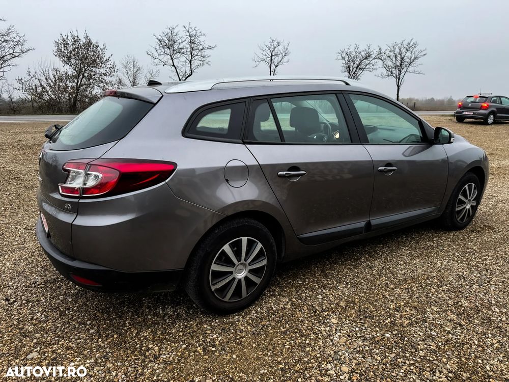 Renault Megane 1.5 dCi Dynamique - 5