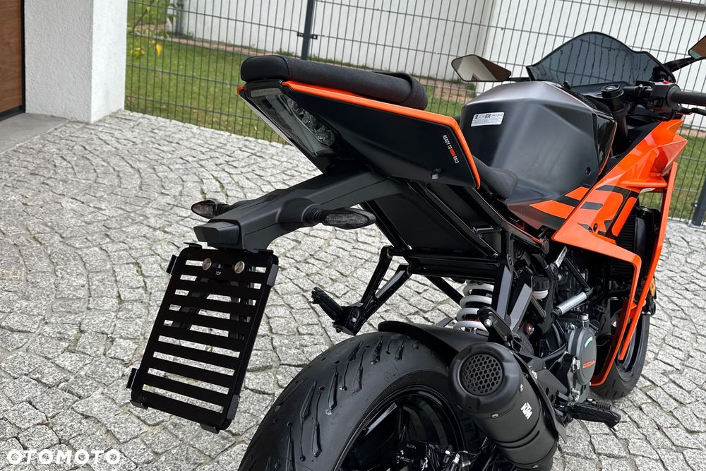 KTM RC 125 - 9