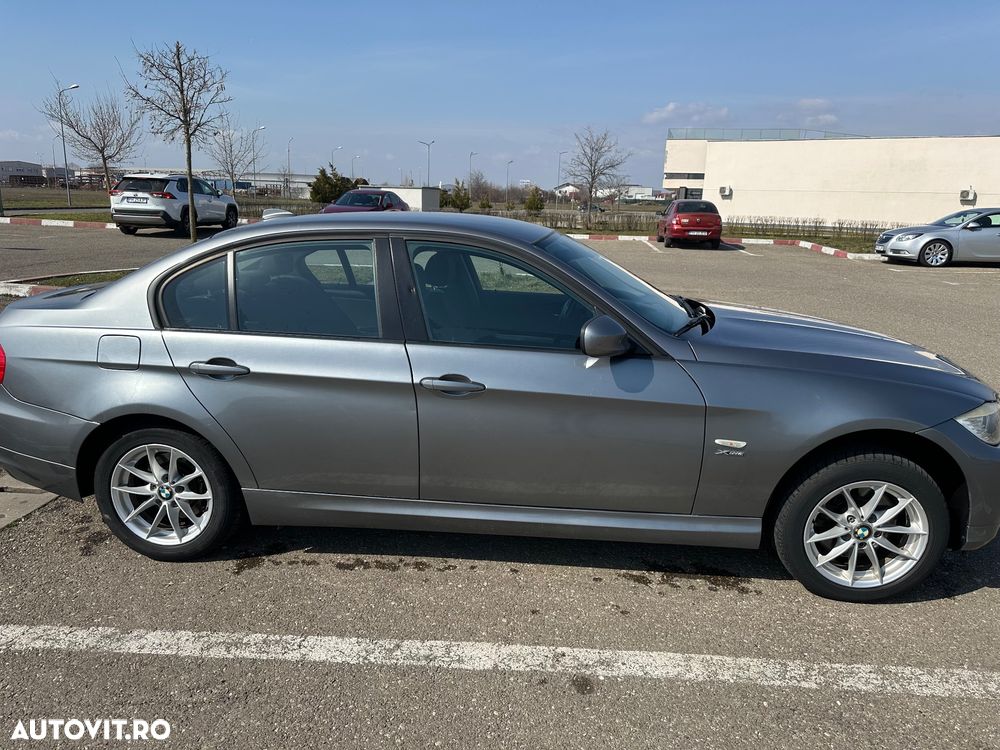 BMW Seria 3 320d xDrive - 4