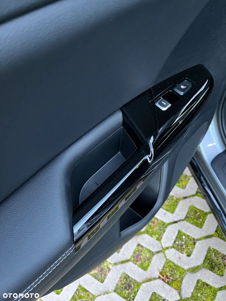 Kia Sportage 1.6 T-GDI Black Edition 2WD DCT - 9