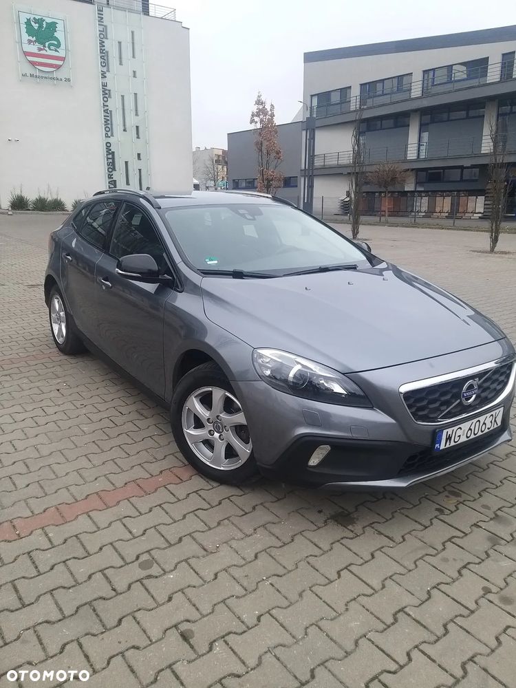 Volvo V40 Cross Country T4 AWD Momentum - 1