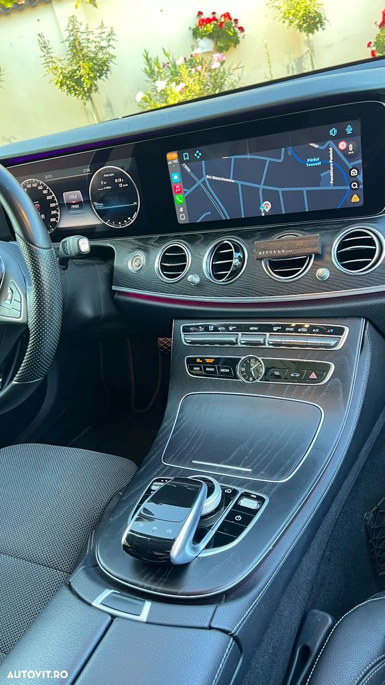 Mercedes-Benz E - 27