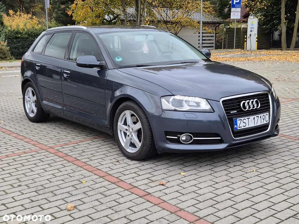 Audi A3 Sportback - 2