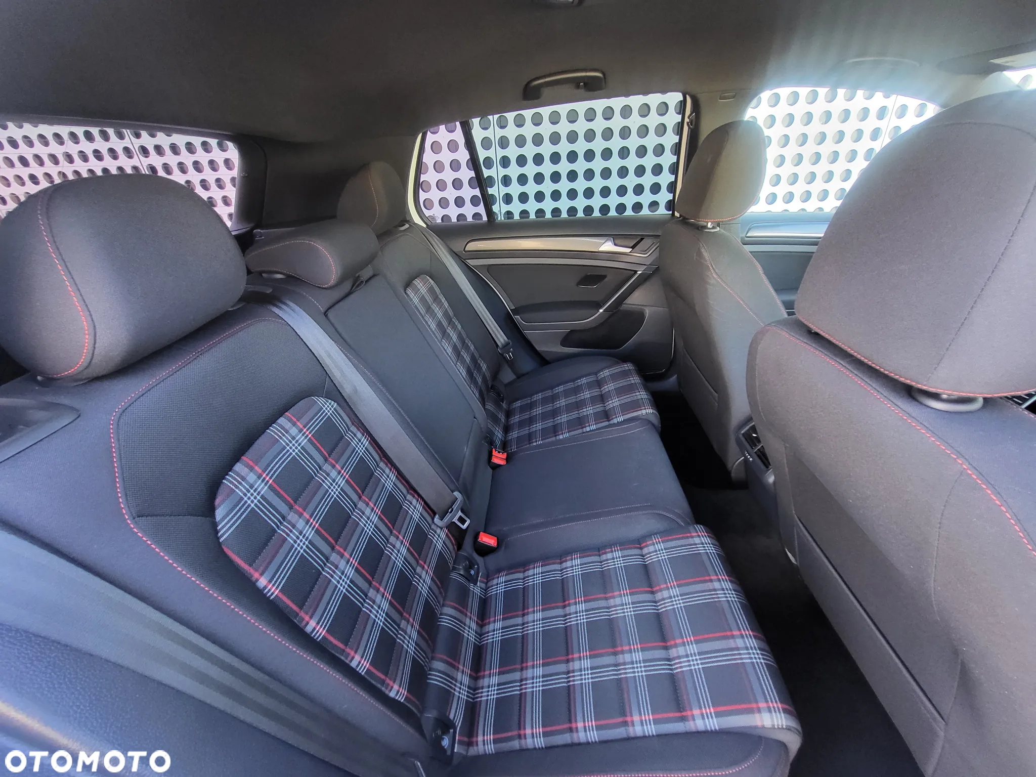 Volkswagen Golf 2.0 TSI OPF DSG GTI - 9
