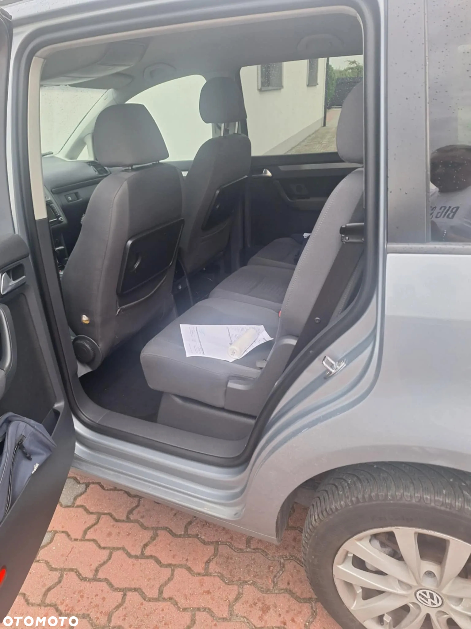 Volkswagen Touran 1.9 TDI Conceptline DSG - 6