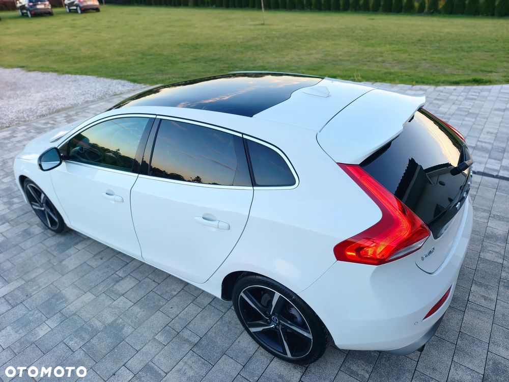 Volvo V40 T3 R-Design Momentum - 14
