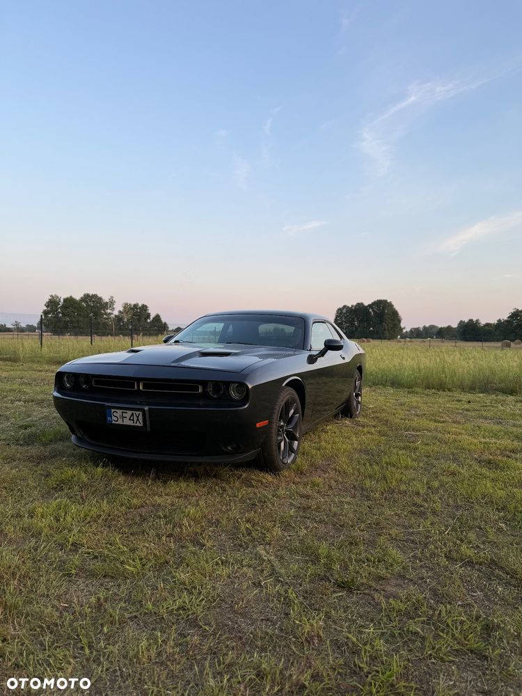 Dodge Challenger - 17