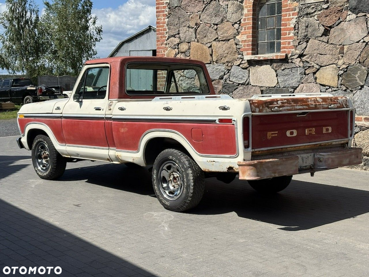 Ford Inny - 8